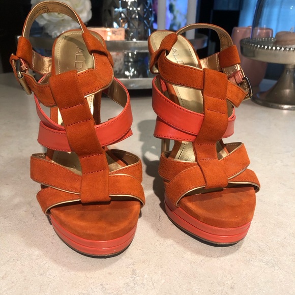 3/20$ Orange Aldo Pumps Size 36 ( Fits a US 7** ) - Picture 3 of 6